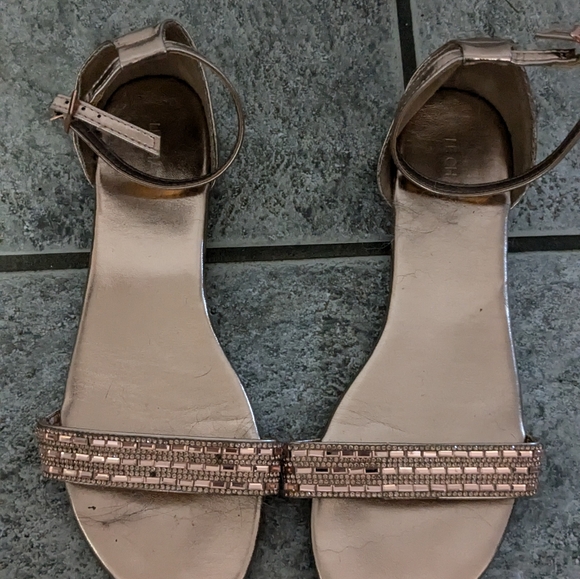 Sparkle flats - Picture 2 of 4